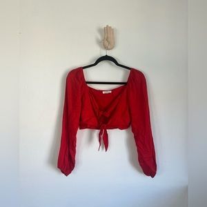 Hot & chic red crop top 💋